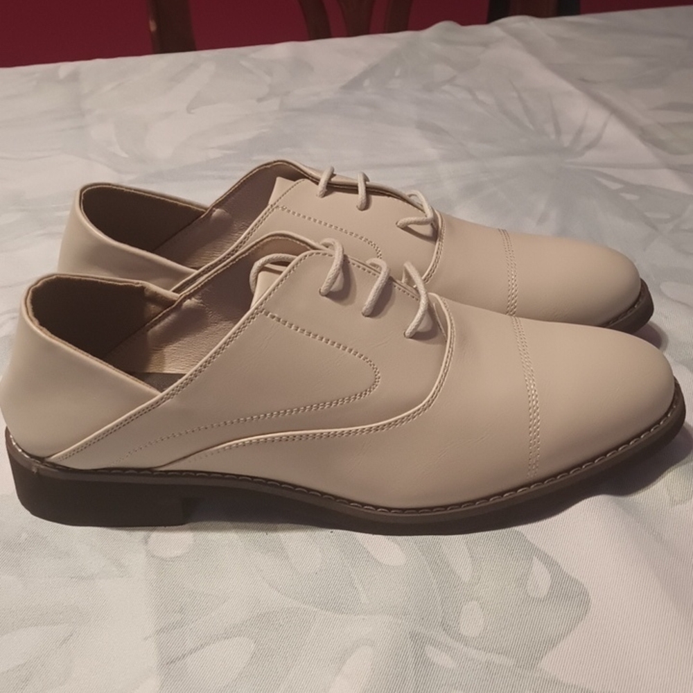 Bruno Marc Women's Cream Dress Shoes